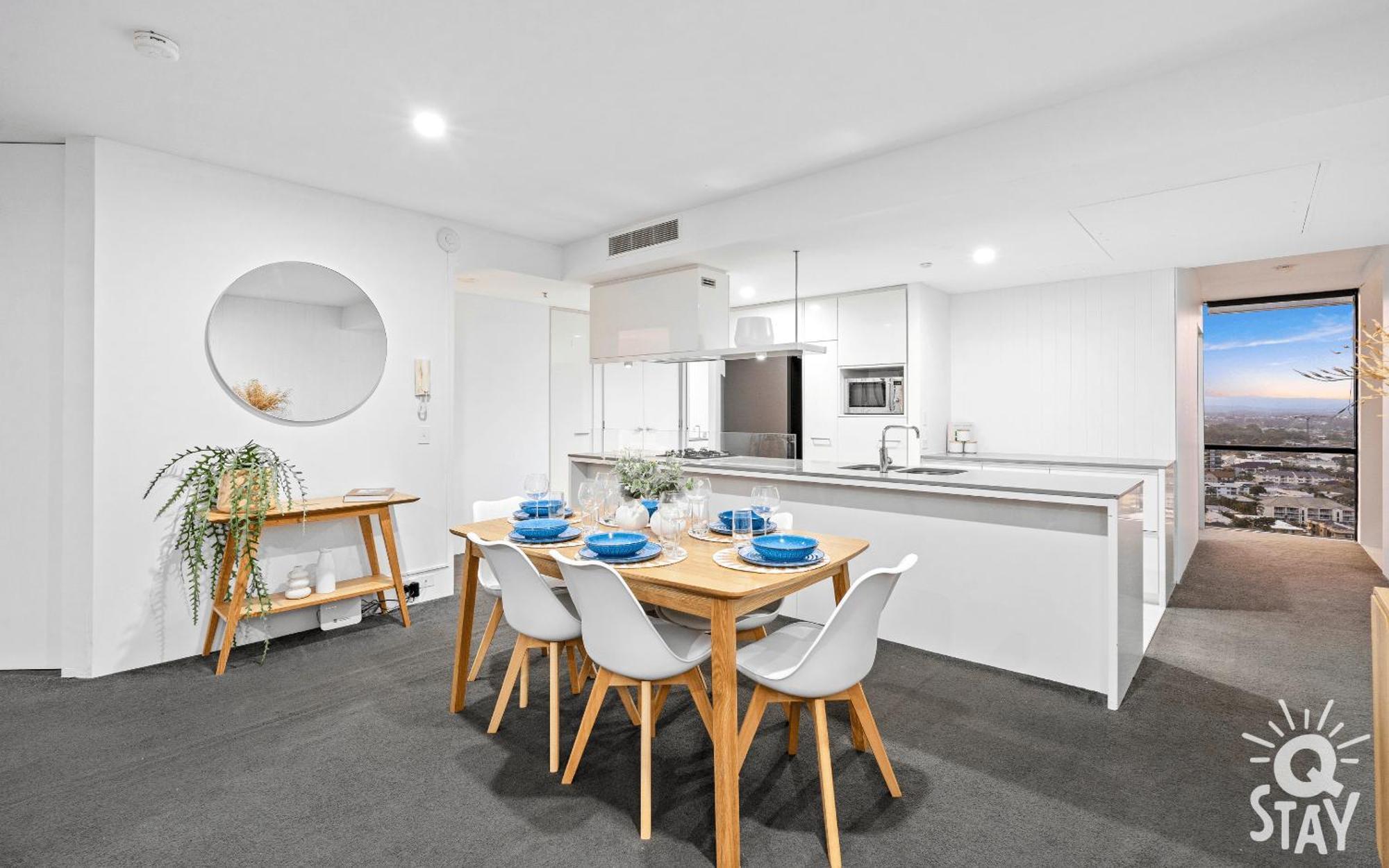 Circle On Cavill Surfers Paradise Mid Week Madness Deal - Q Stay Голд-Кост Экстерьер фото