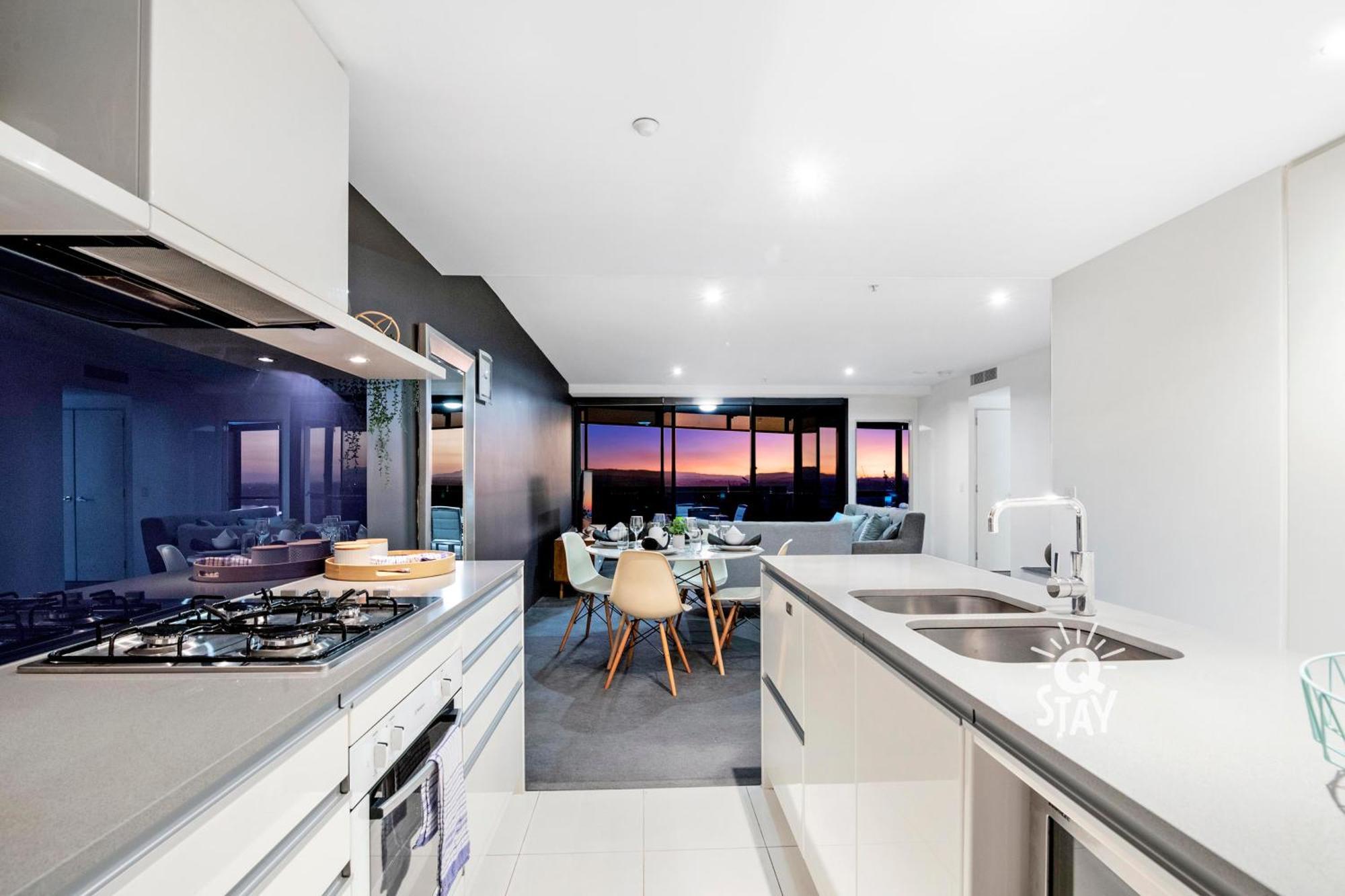Circle On Cavill Surfers Paradise Mid Week Madness Deal - Q Stay Голд-Кост Экстерьер фото
